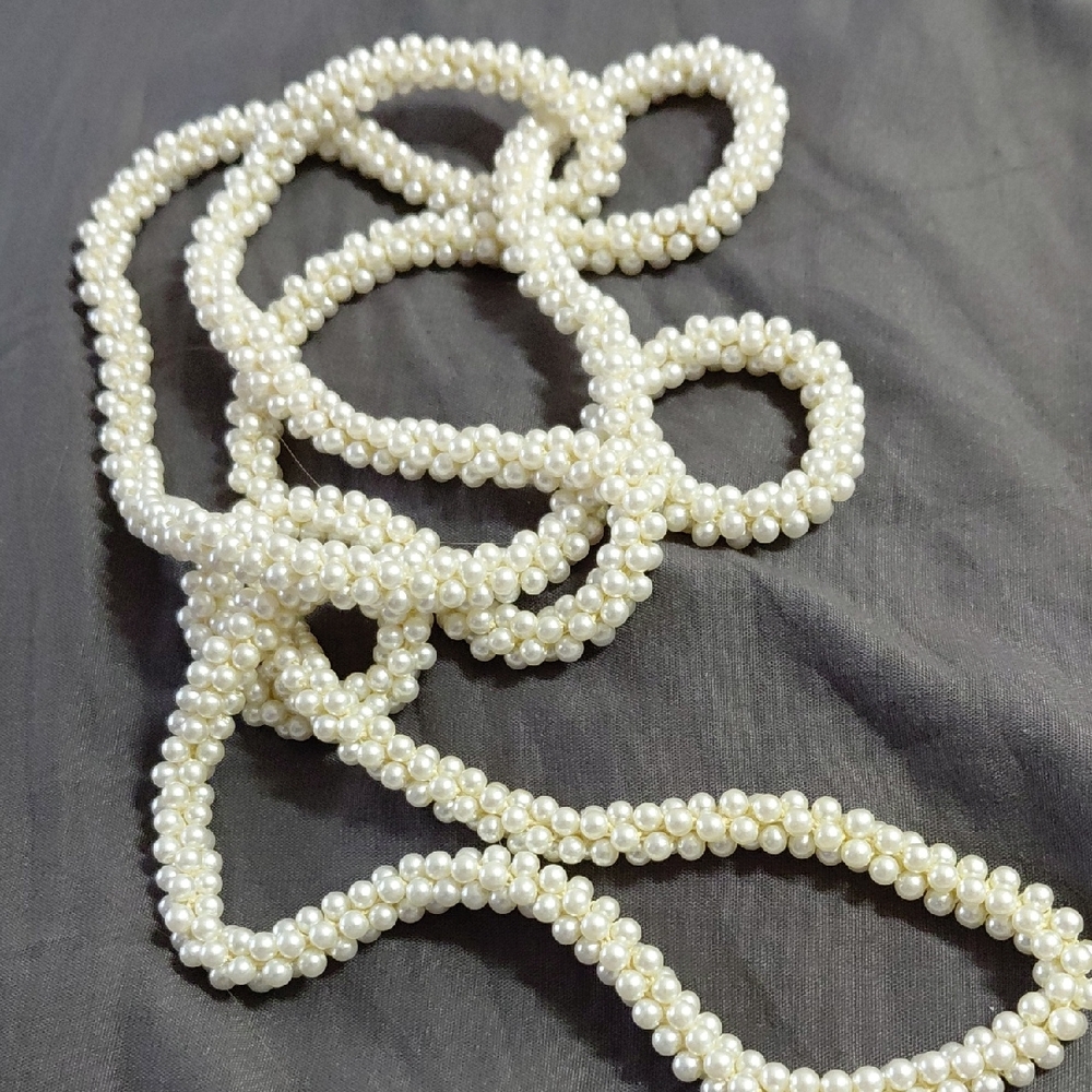 Elegant Pearl Necklace